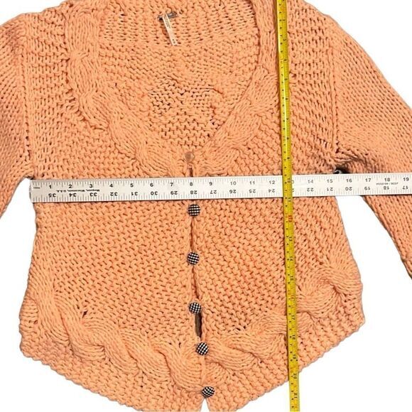Free People Girls Cardigan Sweater Size‎ Medium Thick Knit Peach High Lo Hem - Picture 4 of 7